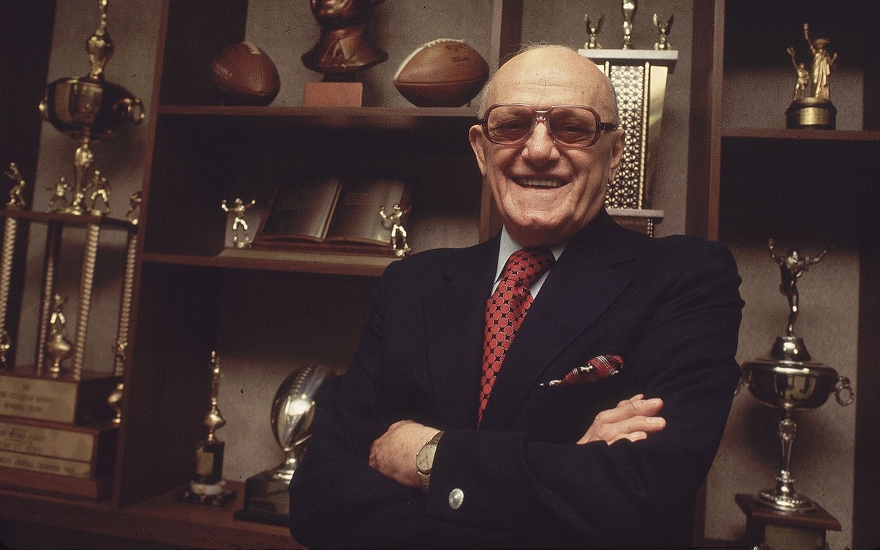 George Halas treinador de futebol americano