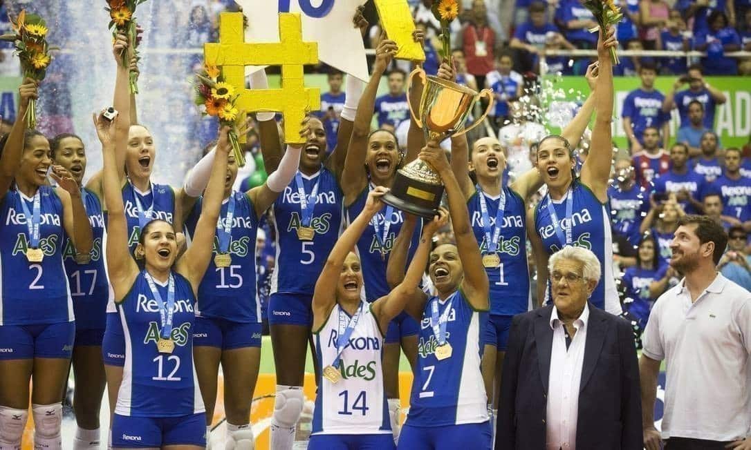 Rexona-Ades decacampeão da Superliga Feminina de Vôlei com Fofão