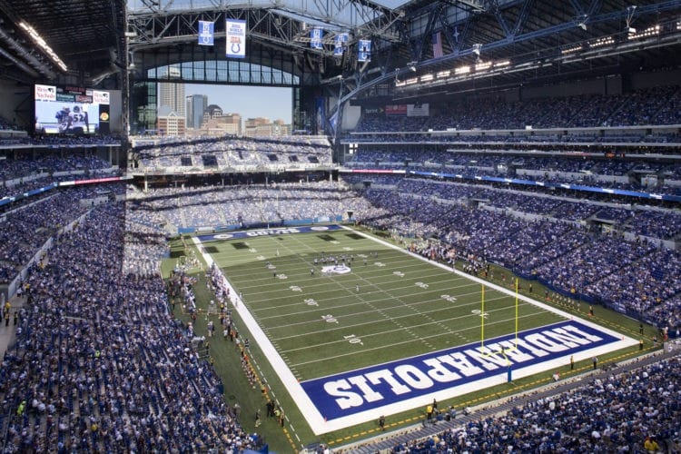 Lucas Oil Stadium é o estádio do Indianapolis Colts