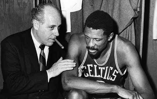Red Auerbach técnico do Boston Celtics