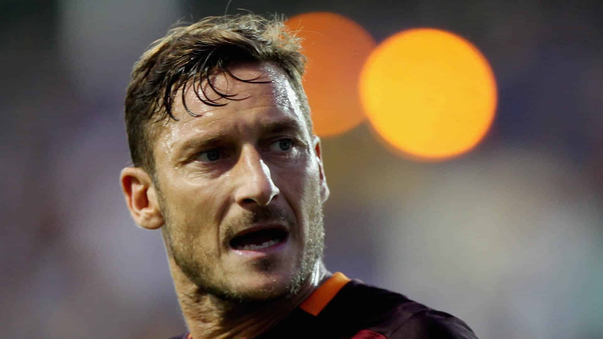 melhores jogadore do campeonato italiano totti