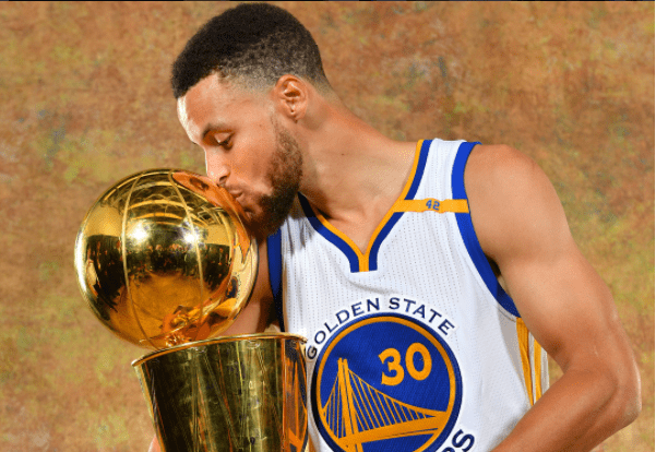 Segundo titulo de Curry