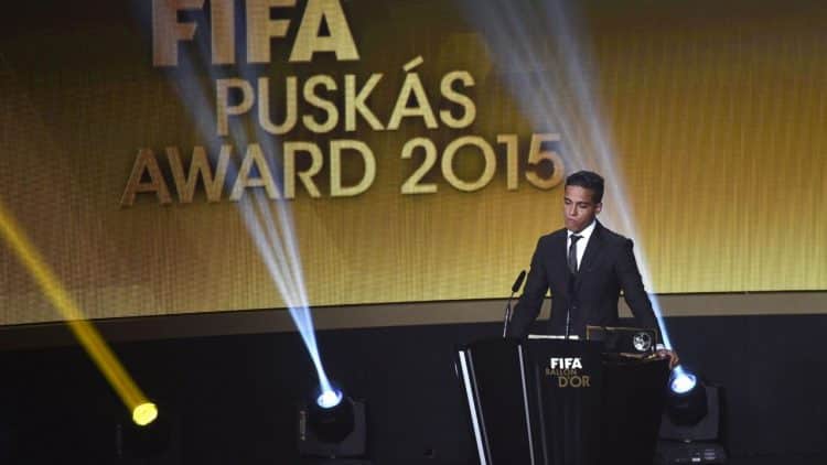 Foto de Wendell Lira no Pr&ecirc;mio Puskas 2015