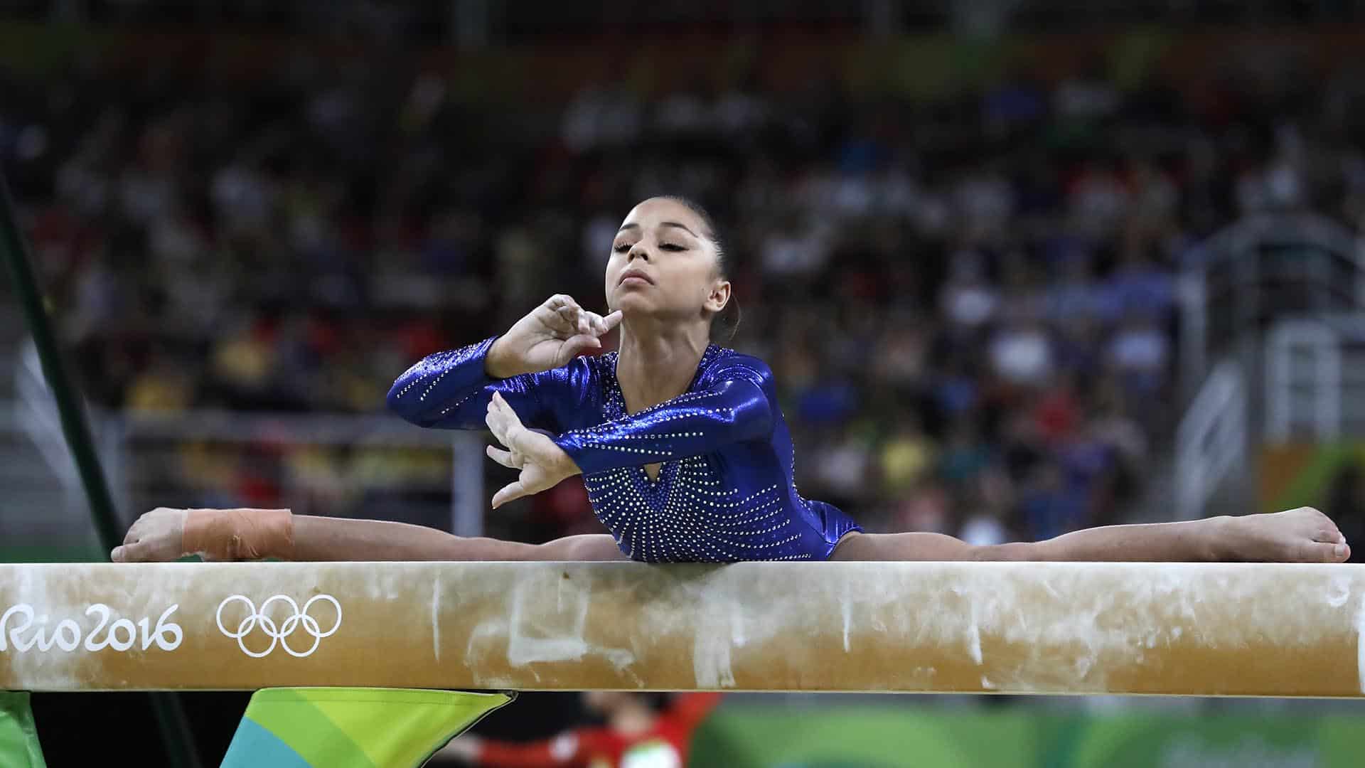 Fl&aacute;via Saraiva