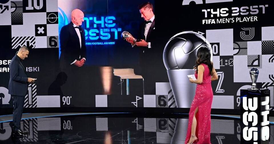 Quem &eacute; o melhor jogador de futebol do mundo atualmente?&nbsp;
