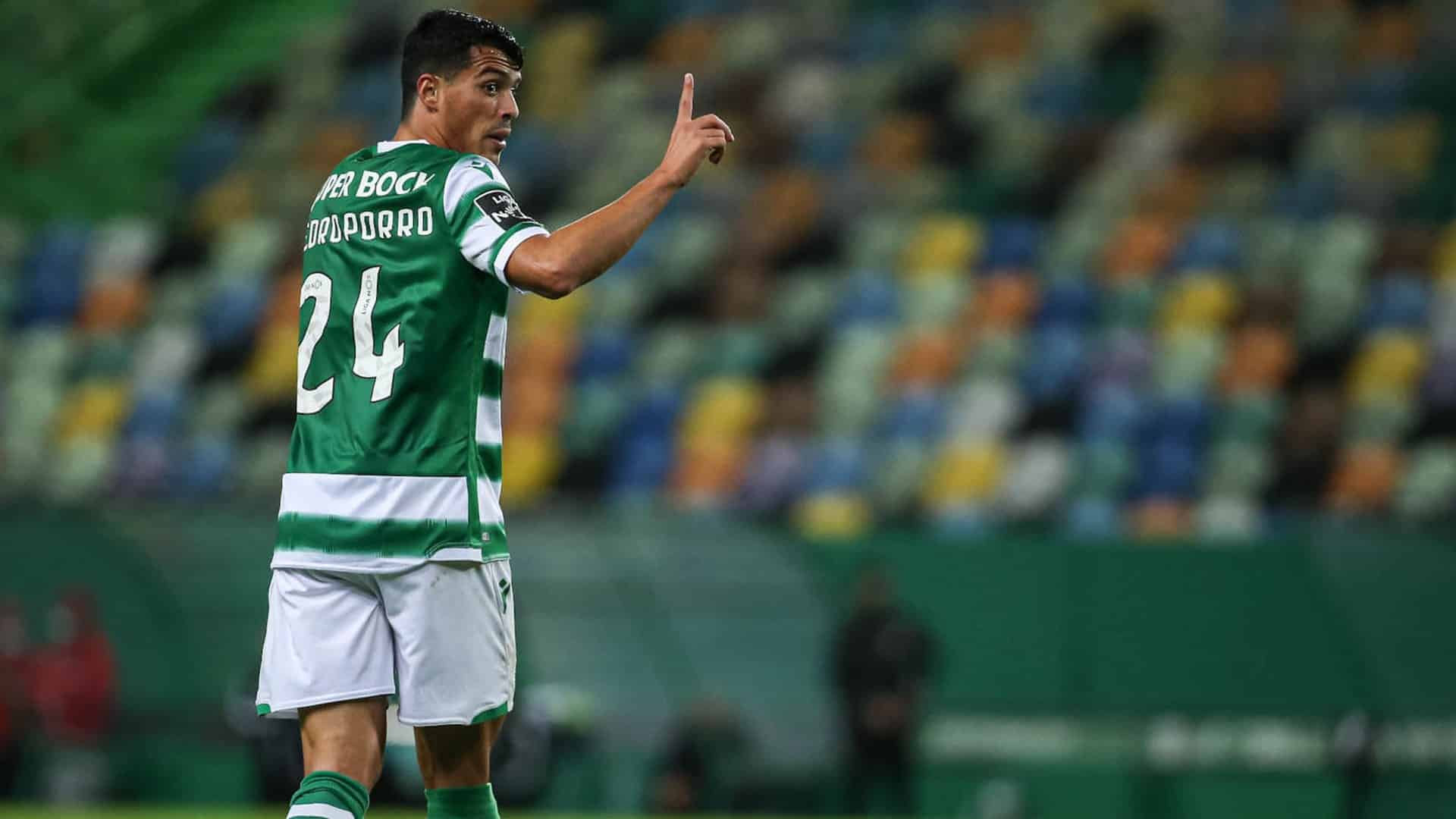 melhores laterais jovens do fm 21