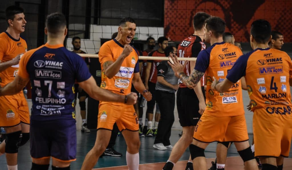 S&atilde;o Jos&eacute; e Campinas fazem confronto direto pela lideran&ccedil;a do Paulista