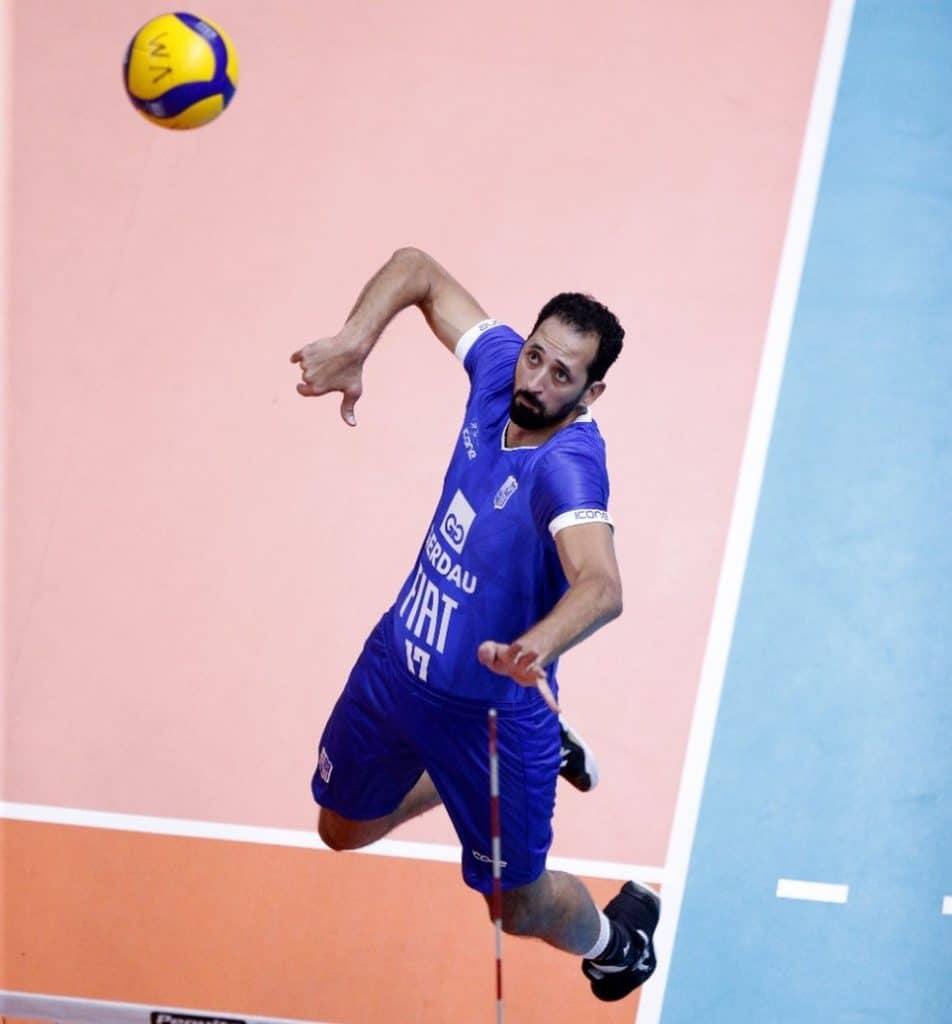 Minas anuncia demiss&atilde;o de Maur&iacute;cio Souza ap&oacute;s postagens homof&oacute;bicas