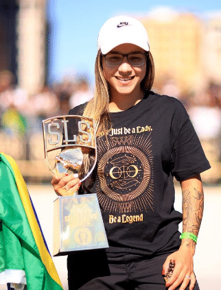 Resum&atilde;o do Skate: Los Grandes anuncia Pamela Rosa; Leticia Bufoni e Rayssa Leal curtem Disney