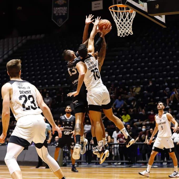 Corinthians x Pato como aconteceu &ndash; Resultado, destaques e rea&ccedil;&atilde;o