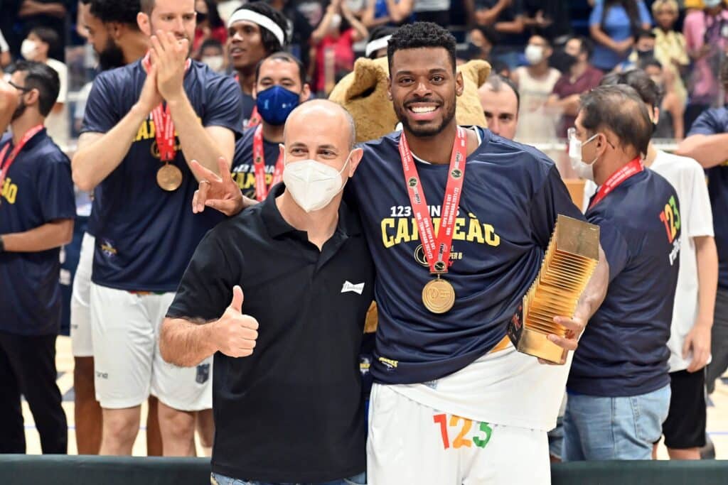 Gui Deodato &eacute; eleito MVP da Copa Super 8 SKY