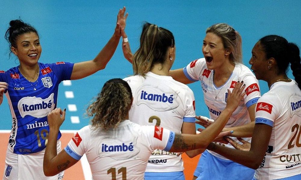 Apesar de perder um set, Minas vence Pinheiros pela Superliga Feminina
