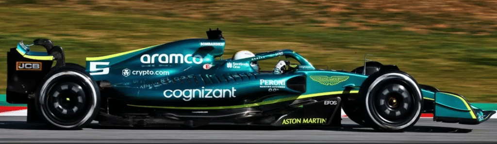 Aston Martin est&aacute; planejando criar o pr&oacute;prio motor na F1, em 2026
