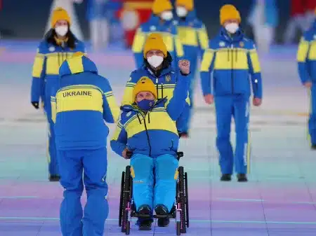 Ucranianos protestam contra R&uacute;ssia na abertura das Paralimp&iacute;adas de Inverno