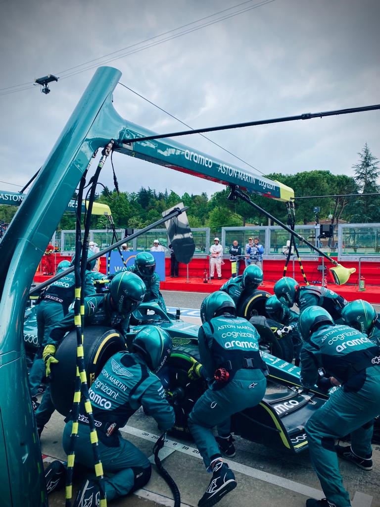 Em &Iacute;mola, Aston Martin conquista seus primeiros pontos e v&ecirc; evolu&ccedil;&atilde;o