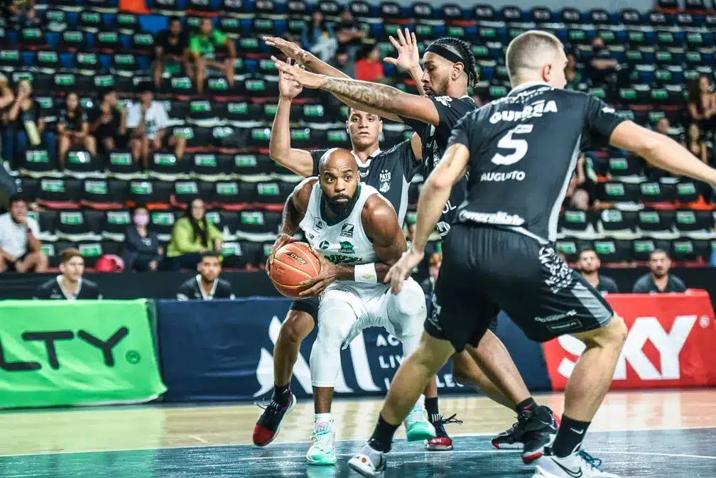 Bauru x Pato Basquete como aconteceu &ndash; Resultado, destaques e rea&ccedil;&atilde;o