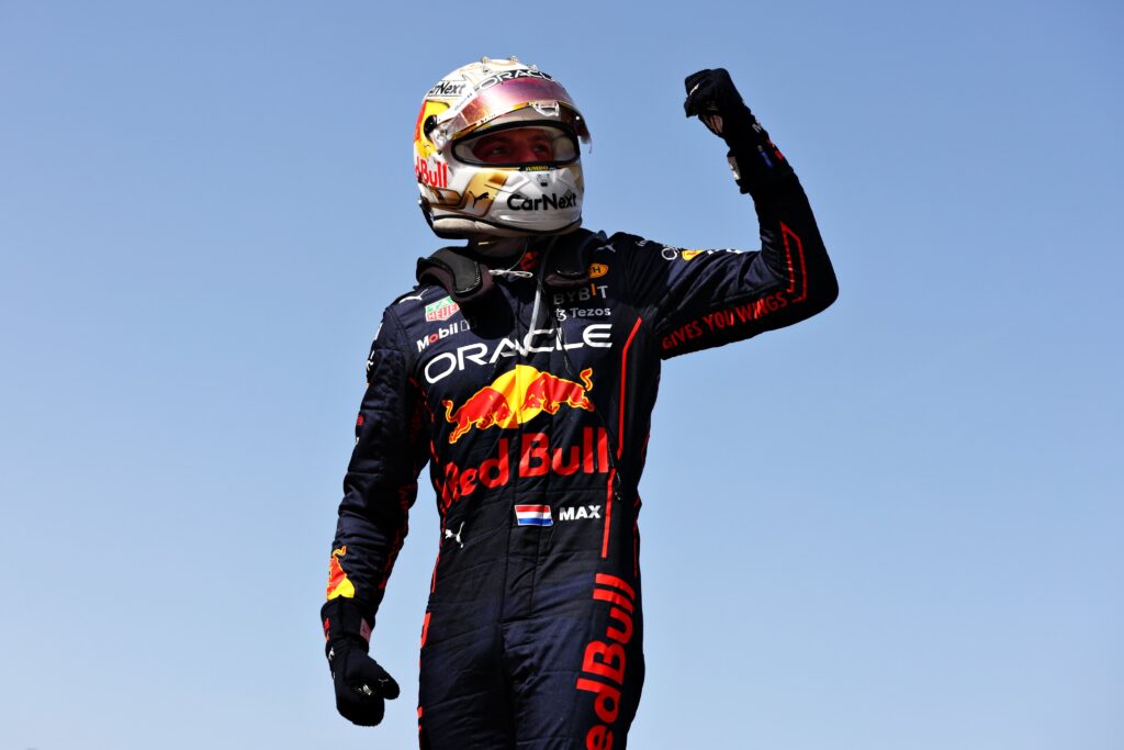 Em dia m&aacute;gico para RBR, Max Verstappen vence o GP da Espanha