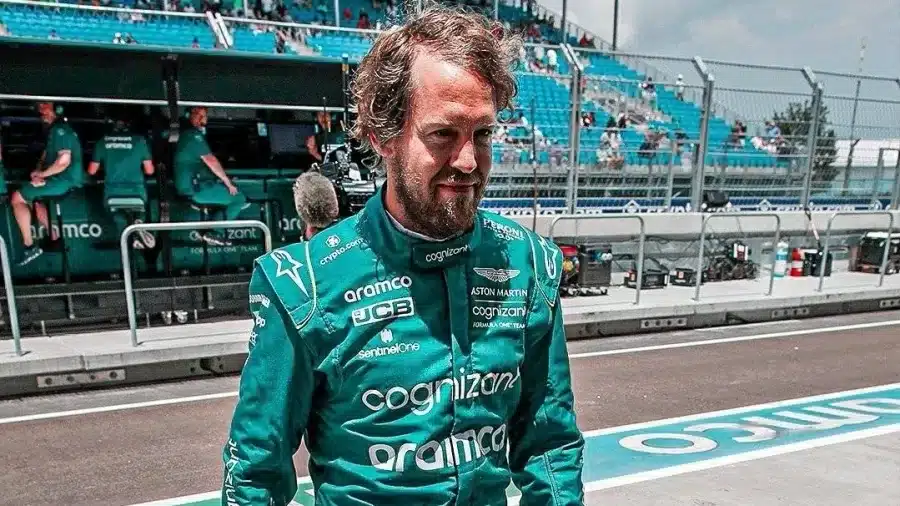 Em boatos de sa&iacute;da, Vettel diz que gostaria de pilotar na F&oacute;rmula Indy