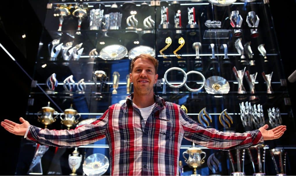 Tetracampe&atilde;o na F1, Sebastian Vettel anuncia aposentadoria