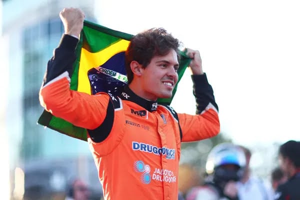 Felipe Drugovich se torna o primeiro brasileiro campe&atilde;o da F&oacute;rmula 2