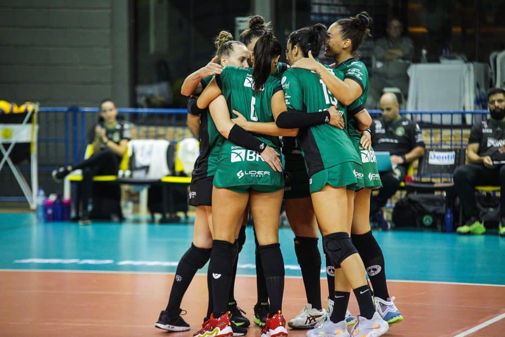 Barueri x Bras&iacute;lia V&ocirc;lei como aconteceu &ndash; Resultado, destaques e rea&ccedil;&atilde;o