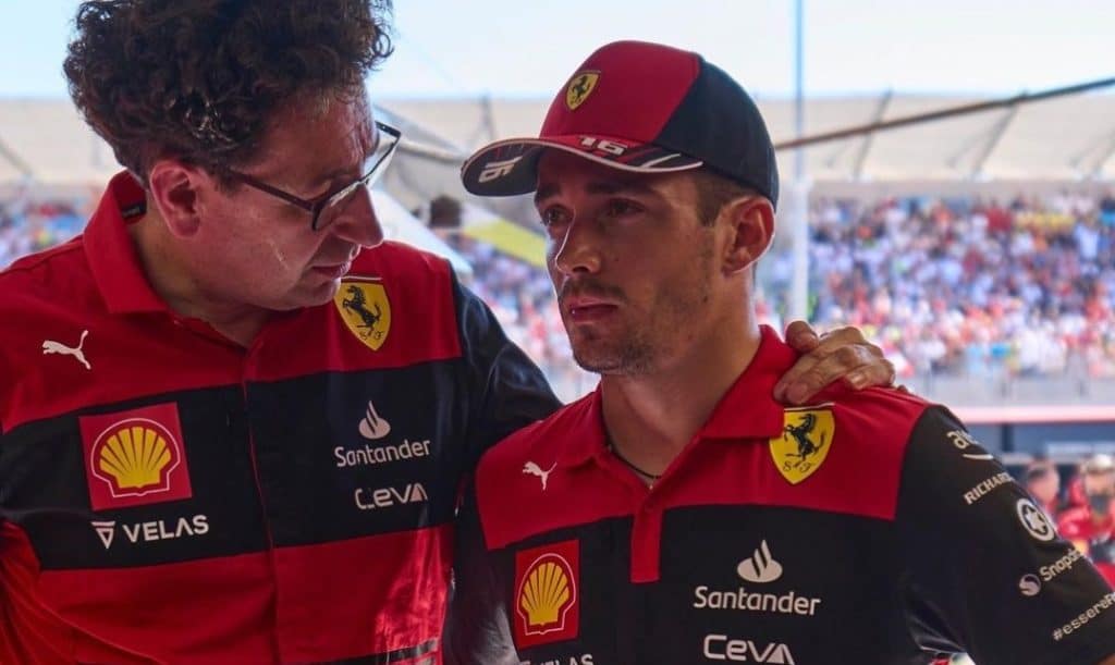 Demiss&atilde;o de Binotto: Ferrari nega sobre os rumores