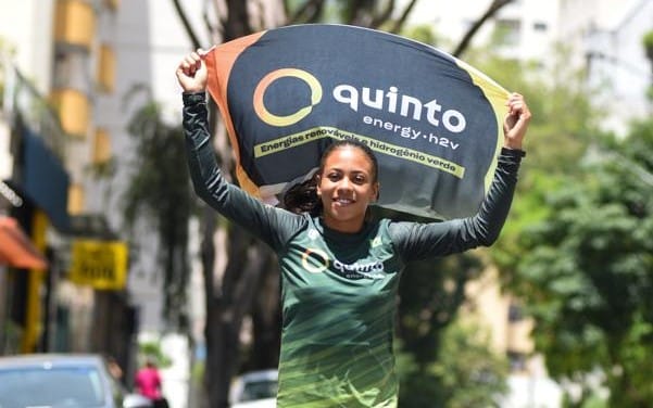 Atleta baiana estreia na S&atilde;o Silvestre no top 10 com apelo ambiental