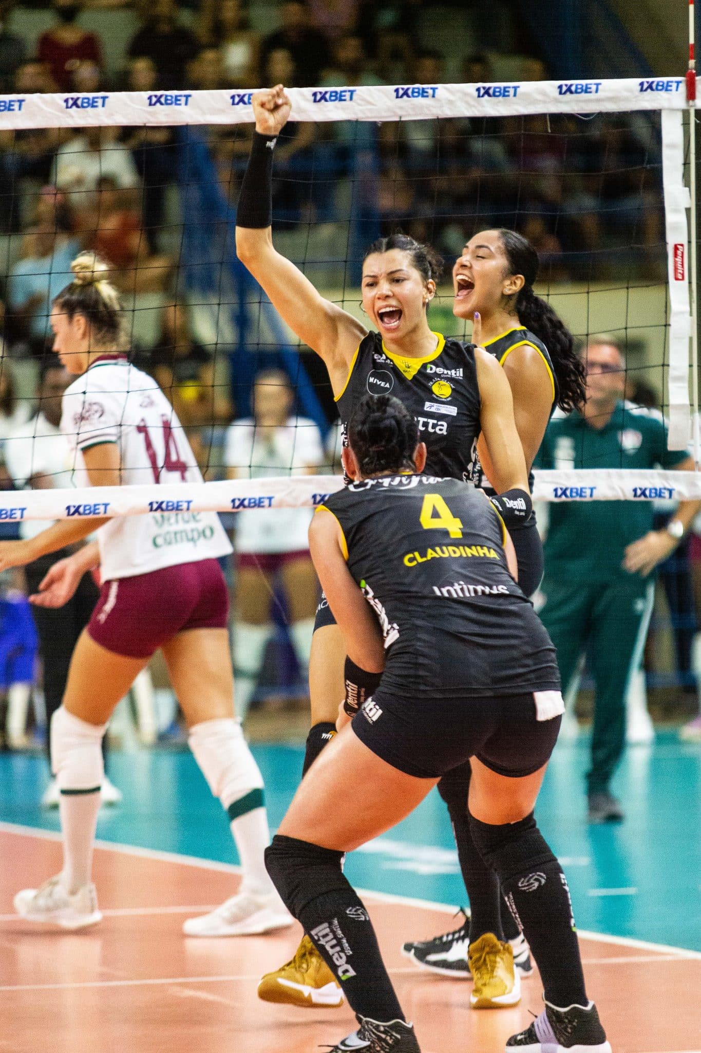 Dentil/Praia Clube x Fluminense como aconteceu &ndash; Resultado, destaques e rea&ccedil;&atilde;o