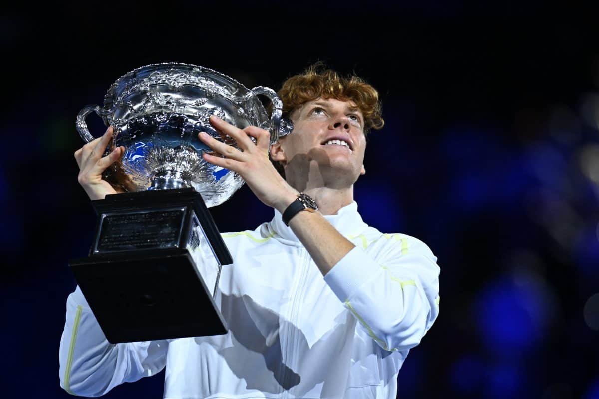 Margaret Court, Djokovic e +! Relembre os maiores campe&otilde;es do Australian Open na hist&oacute;ria (2026)