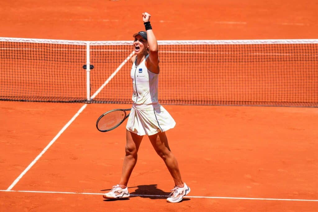 Dona de campanha hist&oacute;rica em Roland Garros, Bia Haddad revela treinamento inusitado