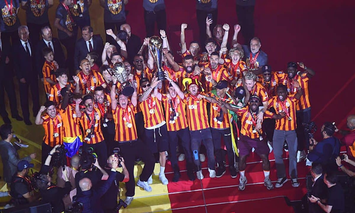 Campeonato Turco, a S&uuml;per Lig (2026): hist&oacute;ria, maiores campe&otilde;es e artilheiros