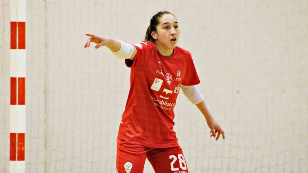 [ENTREVISTA] Ana Eliza detalha escravid&atilde;o psicol&oacute;gica vivida no futsal espanhol