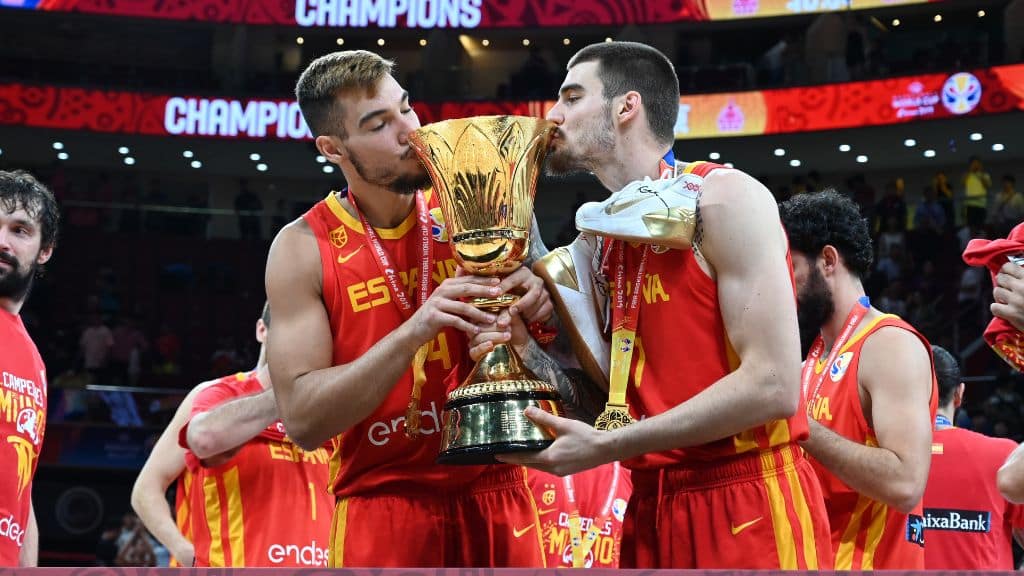Fam&iacute;lia Hernang&oacute;mez tenta repetir sucesso dos irm&atilde;os Gasol pela Espanha