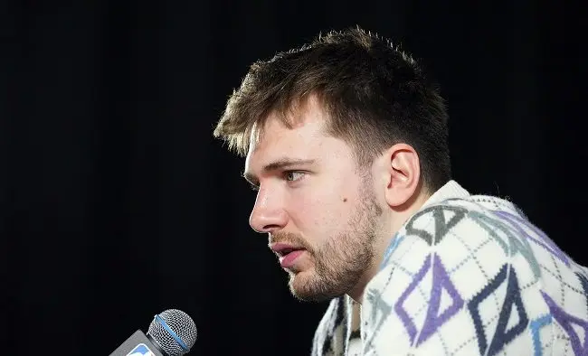 &ldquo;No shape&rdquo;; Luka Doncic surpreende com novo f&iacute;sico em amistoso&nbsp;antes&nbsp;da&nbsp;Copa do Mundo