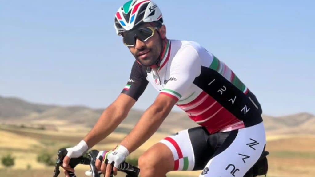 Ciclista some ap&oacute;s torneio mundial e abala federa&ccedil;&atilde;o iraniana