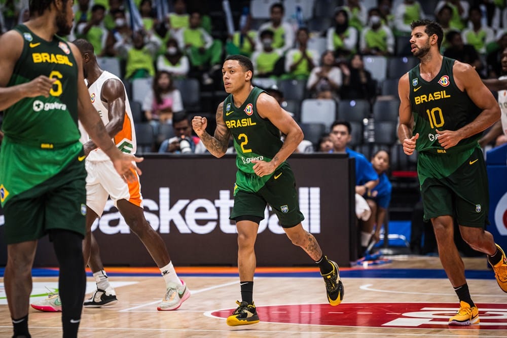 Vibra&ccedil;&atilde;o de Yago Santos na Copa do Mundo de Basquete 2023