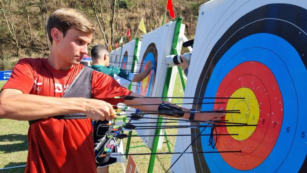 A mira certa: jovem de Minas Gerais &eacute; um dos talentos do tiro com arco