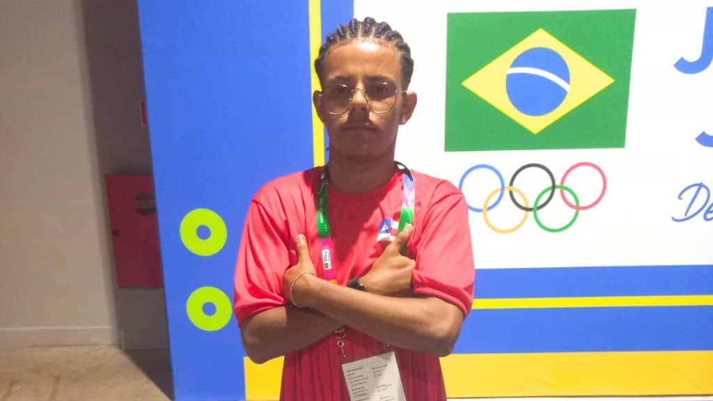 Cora&ccedil;&atilde;o no wrestling: jovem da Bahia participa dos Jogos da Juventude