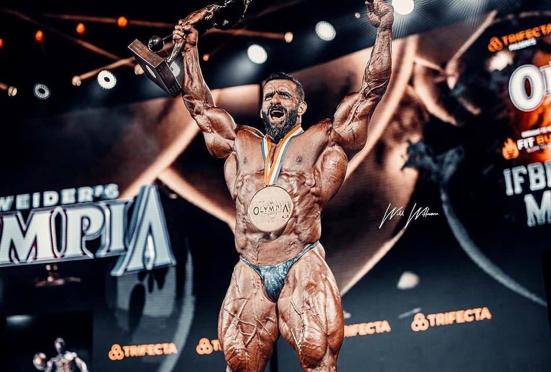 Hadi Choopan: história, títulos e curiosidades