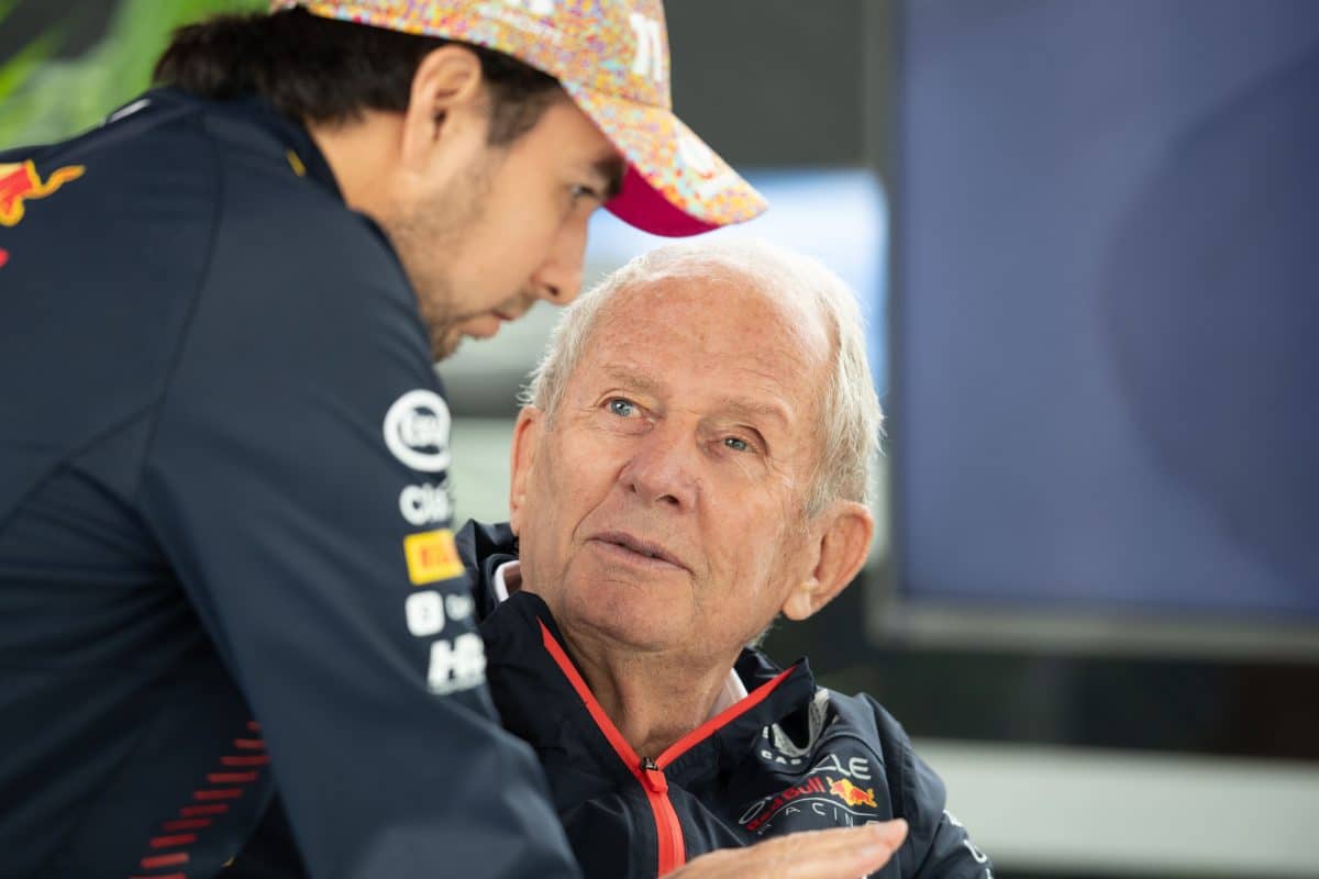 Helmut Marko SE IRRITA na Red Bull ap&oacute;s pergunta sobre P&eacute;rez