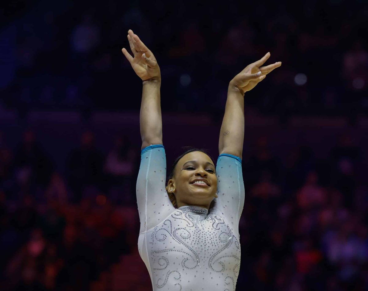 Rebeca Andrade solta a voz e revela talento al&eacute;m da gin&aacute;stica