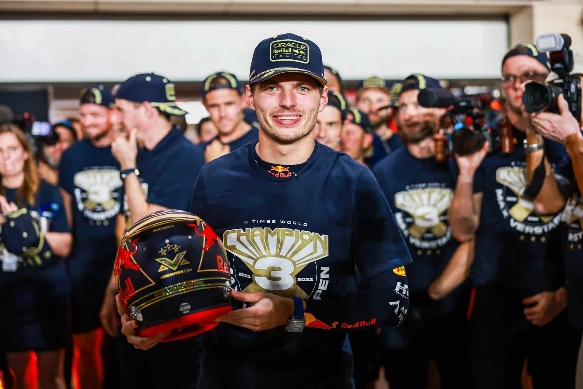 Verstappen e Cruyff: quando a genialidade une as pistas e os gramados