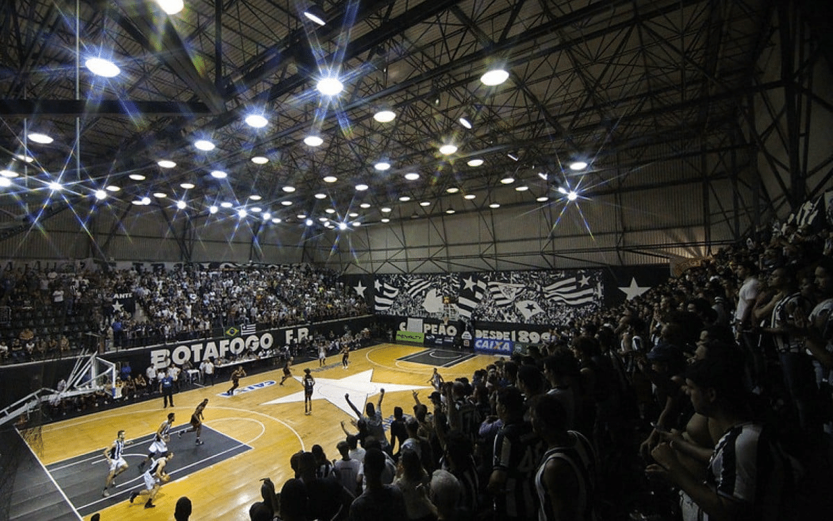 Botafogo vai contar com reestreia de craque contra o Caxias?