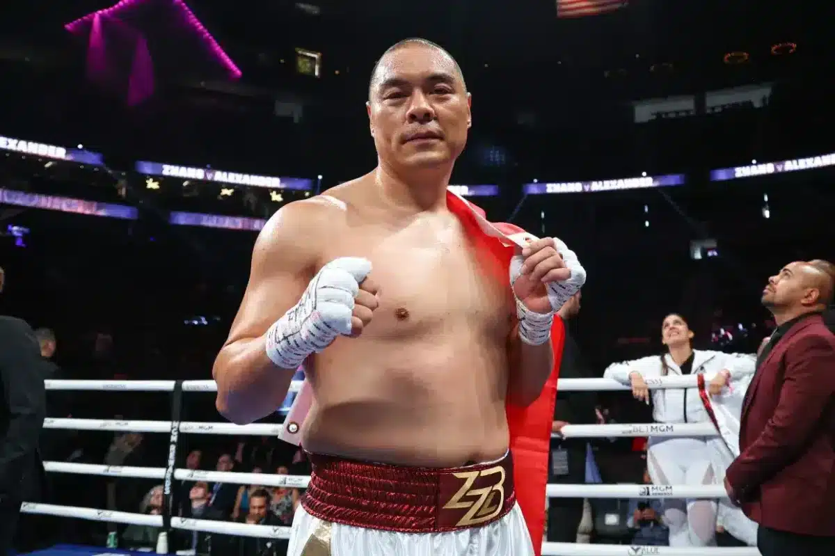 LUTA DO S&Eacute;CULO? Revanche ol&iacute;mpica no boxe acontece no &lsquo;Maracan&atilde; Chin&ecirc;s&rsquo; para 100 mil pessoas