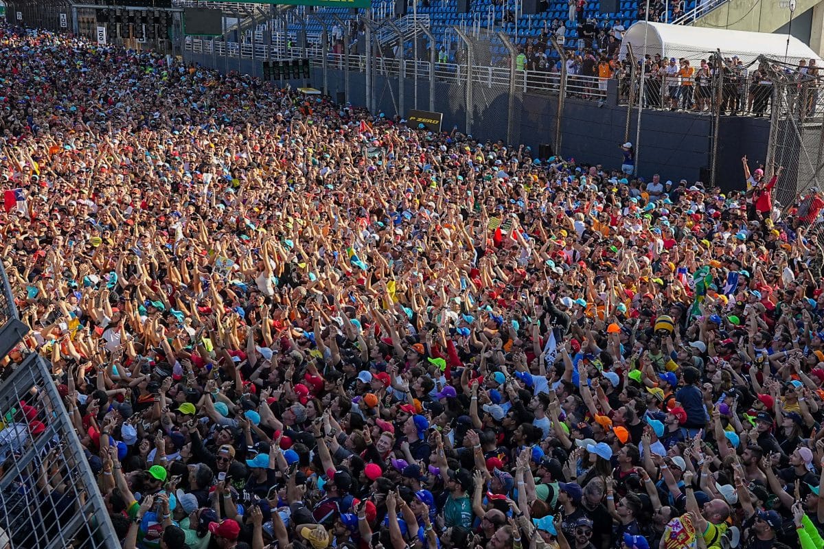 GP Brasil de F1 garante impacto econ&ocirc;mico bilion&aacute;rio para S&atilde;o Paulo e recorde de p&uacute;blico surpreende