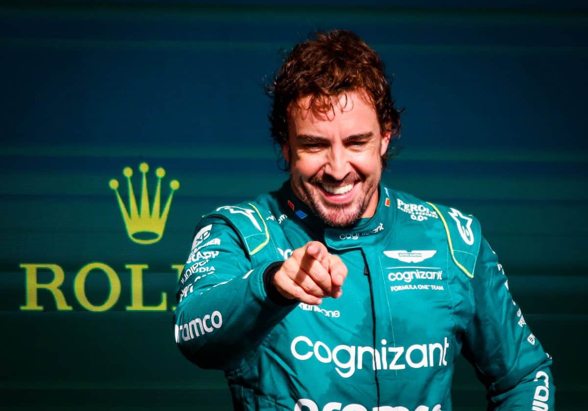 Lenda da NBA, jogador do Real Madrid e astro de Hollywood exaltam Fernando Alonso no GP do Brasil