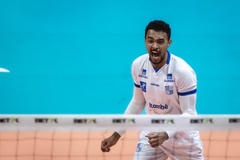 Mais que um l&iacute;bero: a experi&ecirc;ncia internacional de Maique e seu impacto no Minas