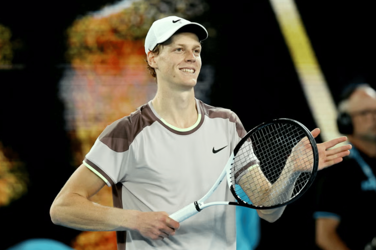 Jannik Sinner revela como venceu Djokovic: &ldquo;Foi ali que come&ccedil;ou&hellip;&rdquo;