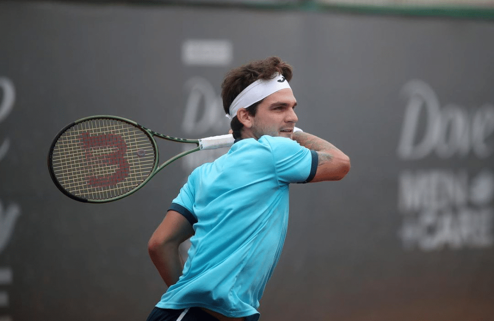 Thiago Wild luta at&eacute; o fim, mas Andrey Rublev avan&ccedil;a no Australian Open 2024