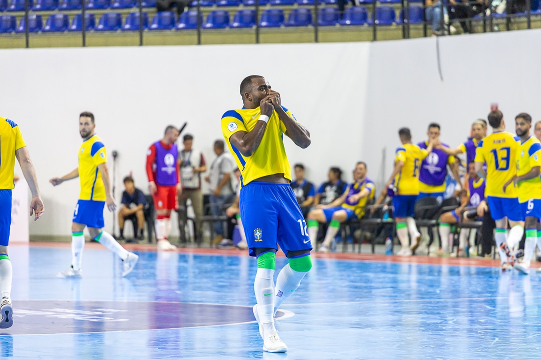 Brasil estreia com goleada e segue 100% na Copa Am&eacute;rica de Futsal; veja situa&ccedil;&atilde;o de outros pa&iacute;ses